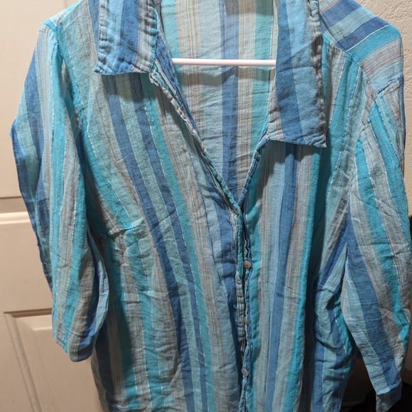 Maggie Barnes Blue Striped Button Down Shirt - Picture 1 of 2
